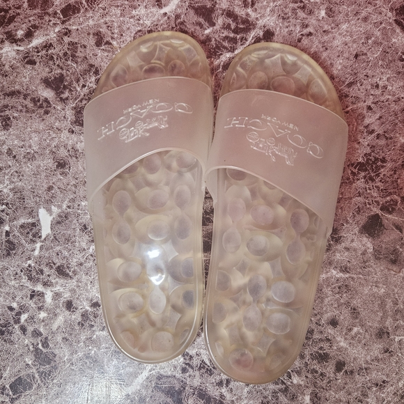 Coach Ulyssa Transparent Signature Slide size 9 - Picture 4 of 5